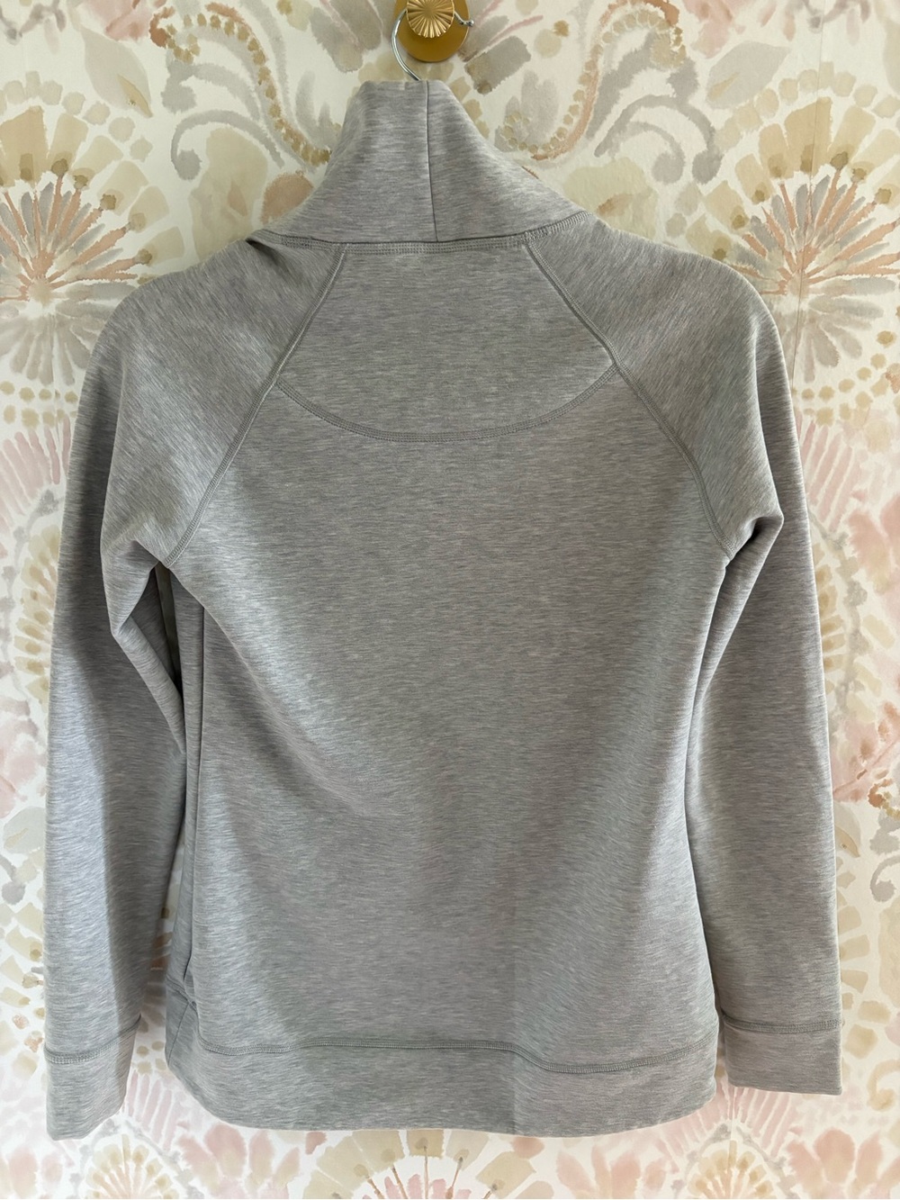 Athleta Women's Gray Funnel Neck Pullover Sweatshirt Heathered Gray | XS - Picture 2 of 3